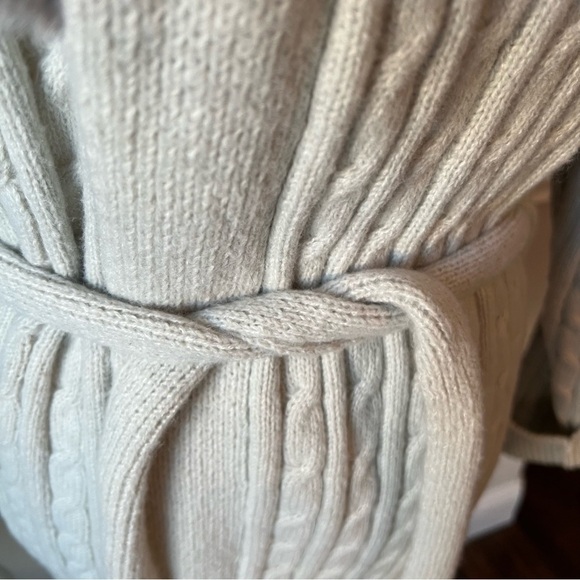 NWT Faux Fur Wrap Cardigan from On Blue - Size Large - Picture 2 of 6